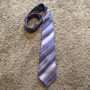 Purple striped Van Heusen tie